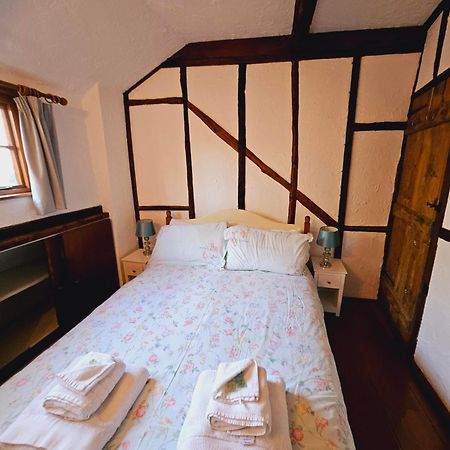 Barnaby'S Lodge Бродстейрс Экстерьер фото