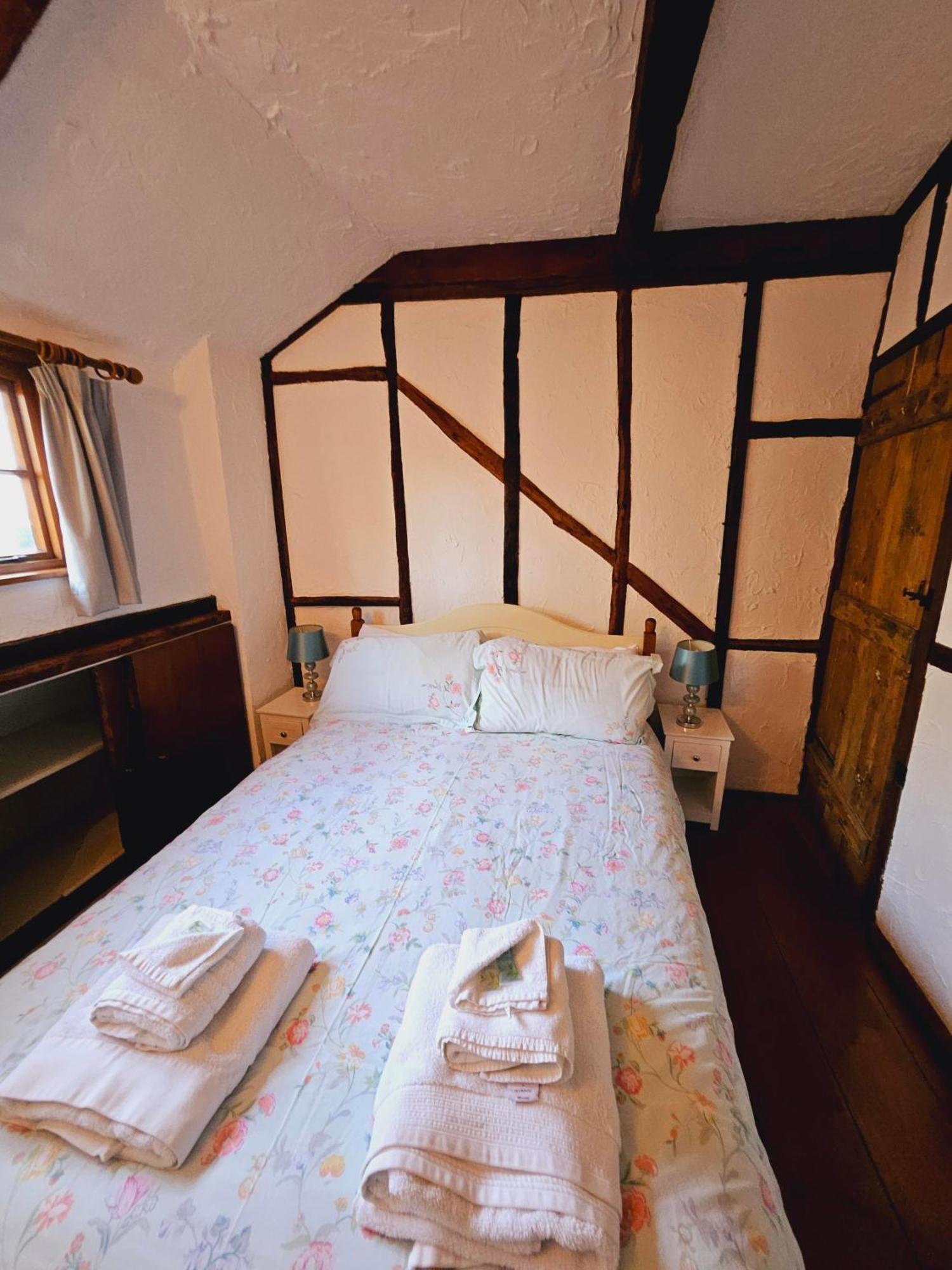 Barnaby'S Lodge Бродстейрс Экстерьер фото